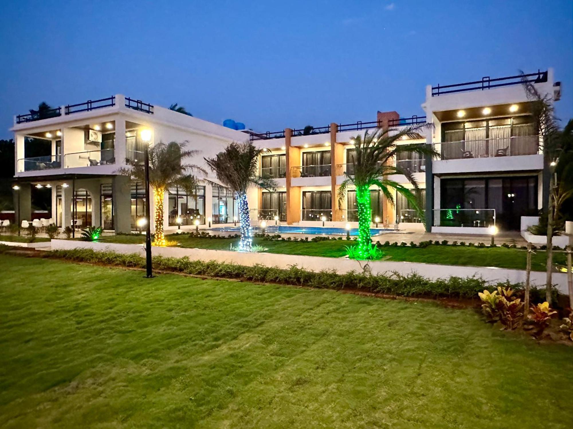Aqualina Hotel Bhogwe Exterior foto